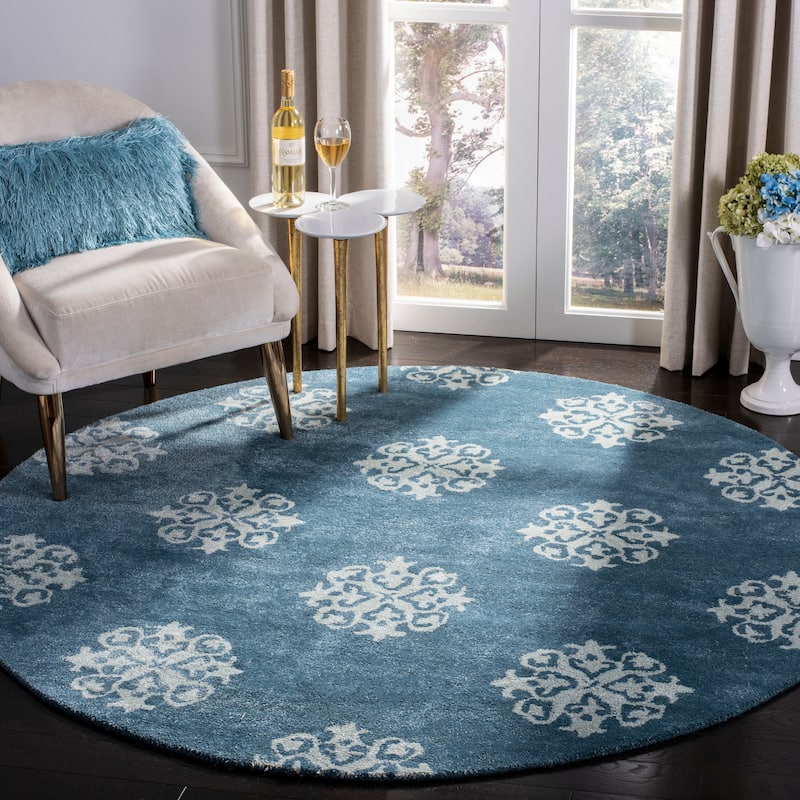 SAFAVIEH Handmade Soho Iliana Medallion N.Z. Wool Rug - 8' Round - Blue