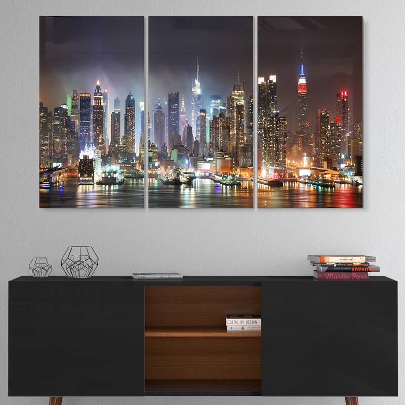 Designart 'Lit NYC Manhattan Skyline' Cityscape Photo Metal Wall Art
