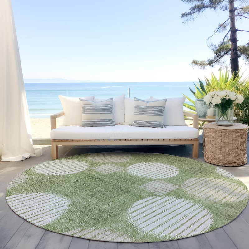 Machine Washable Indoor/ Outdoor Chantille Contemporary Dotty Rug - Green - 8' x 8'