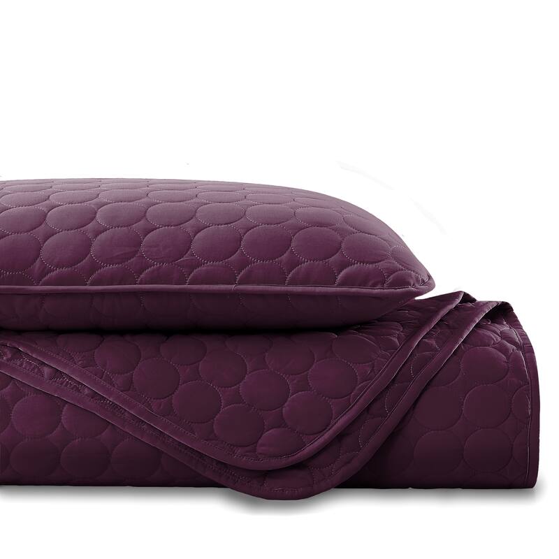 Vilano Ultra-Soft Lightweight 3-piece Quilt and Sham Set