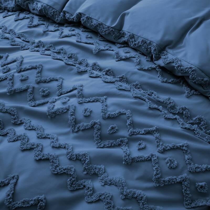 Tufted Clipped Jacquard Geometric Oversized Duvet Cover & Pillowcase Set