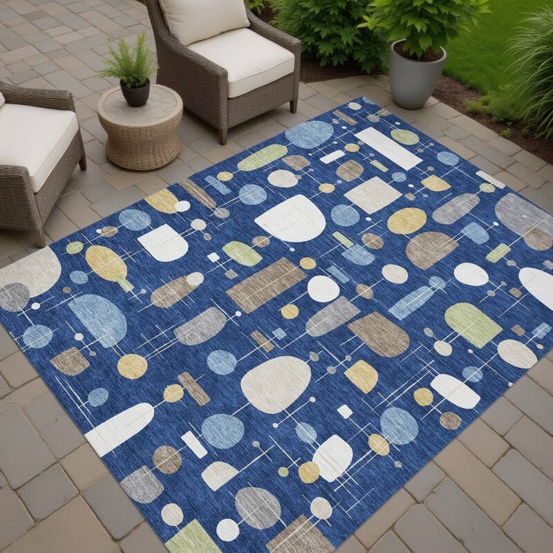 Machine Washable Indoor/ Outdoor Contemporary Fun Chantille Rug