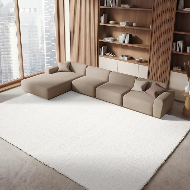 SAFAVIEH August Wilhelma Shag Solid 1.2-inch Thick Area Rug - 6' x 8' - White