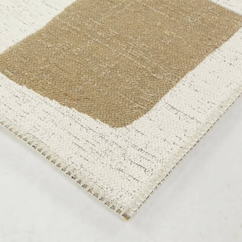 Jann Abstract Modern Indoor/Outdoor Area Rug