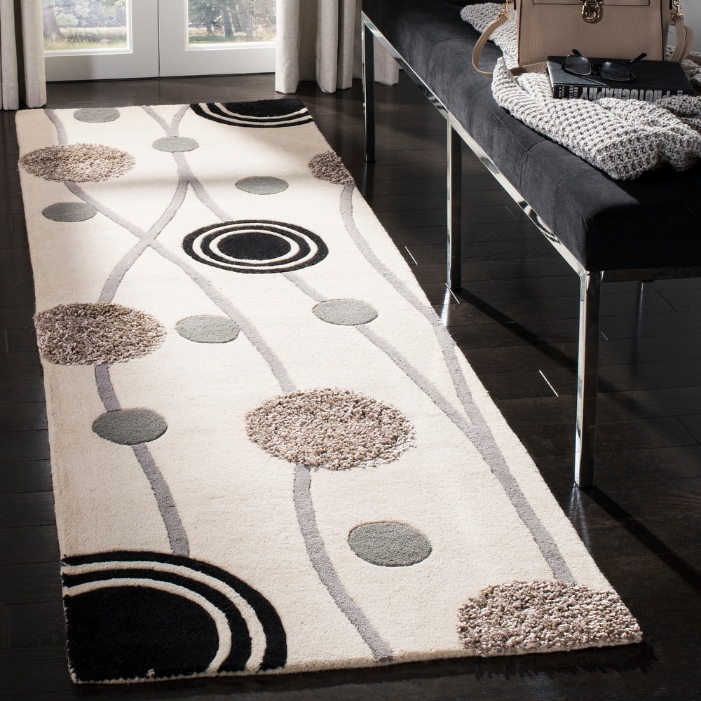 SAFAVIEH Handmade Soho Kaycee Galaxy N.Z. Wool Rug