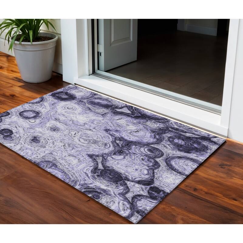 HomeRoots Abstract Transitional Rectangle Outdoor Rug - 3' x 5'