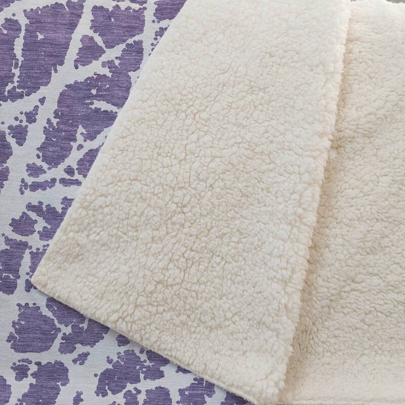 Premium Machine Washable Sherpa Casual Contemporary Throw Blanket
