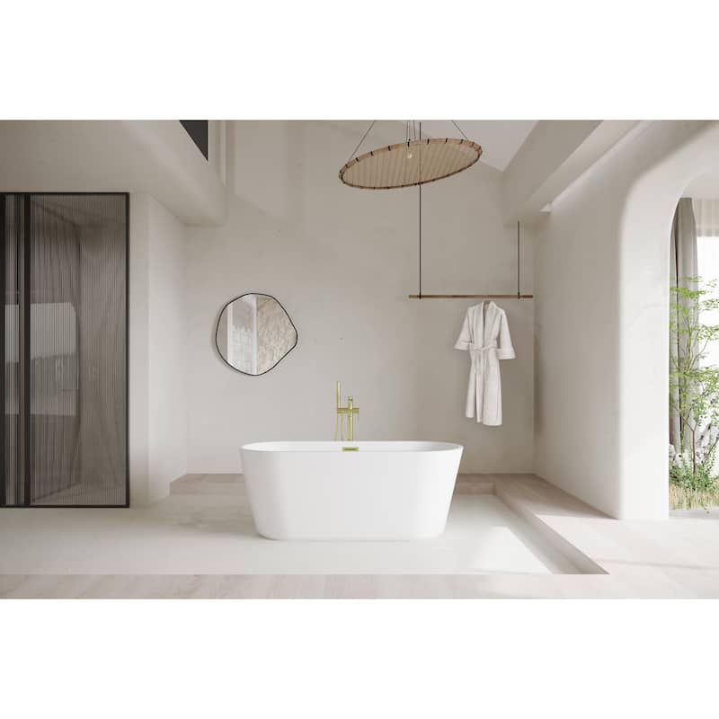 Odell Soaking Bathtub in Glossy White