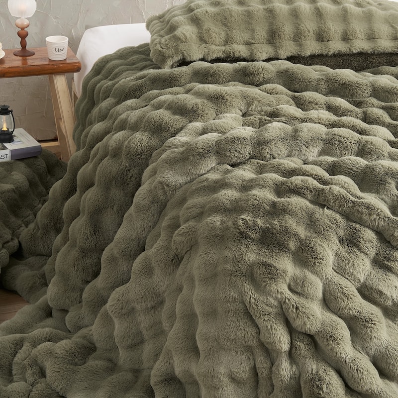 Snowball® Chunky Bunny - Coma Inducer® Oversized Comforter Set - Olive Earth