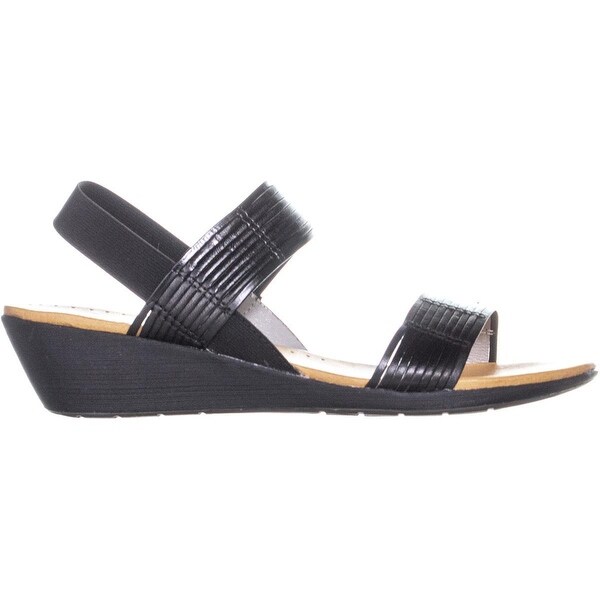 bear trap wedge sandals