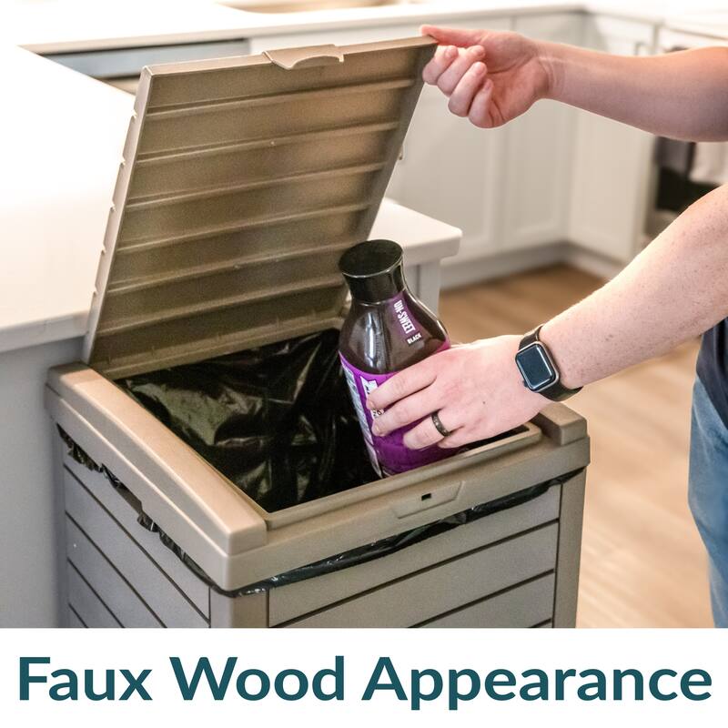 Sunnydaze 39-Gallon Patio Trash Can with Lid - Black