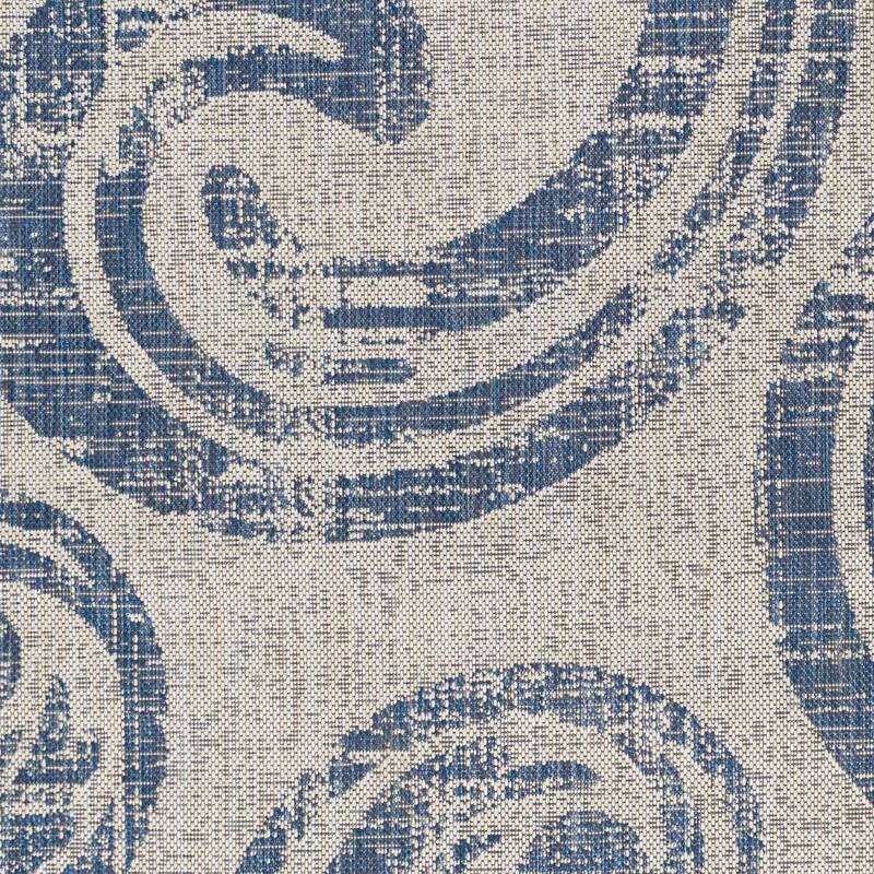 Kimarlee Indoor/ Oudoor Scroll Area Rug