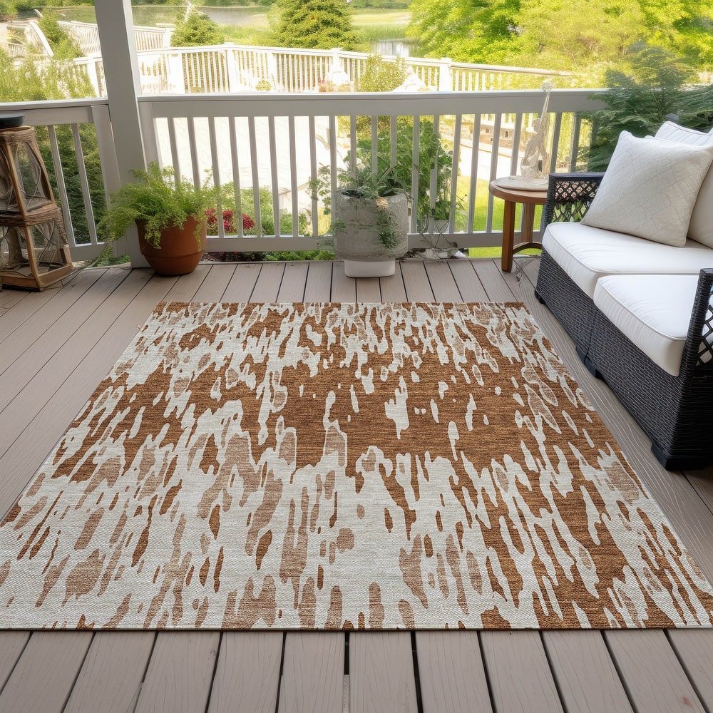 Machine Washable Indoor/ Outdoor Abstract Chantille Rug