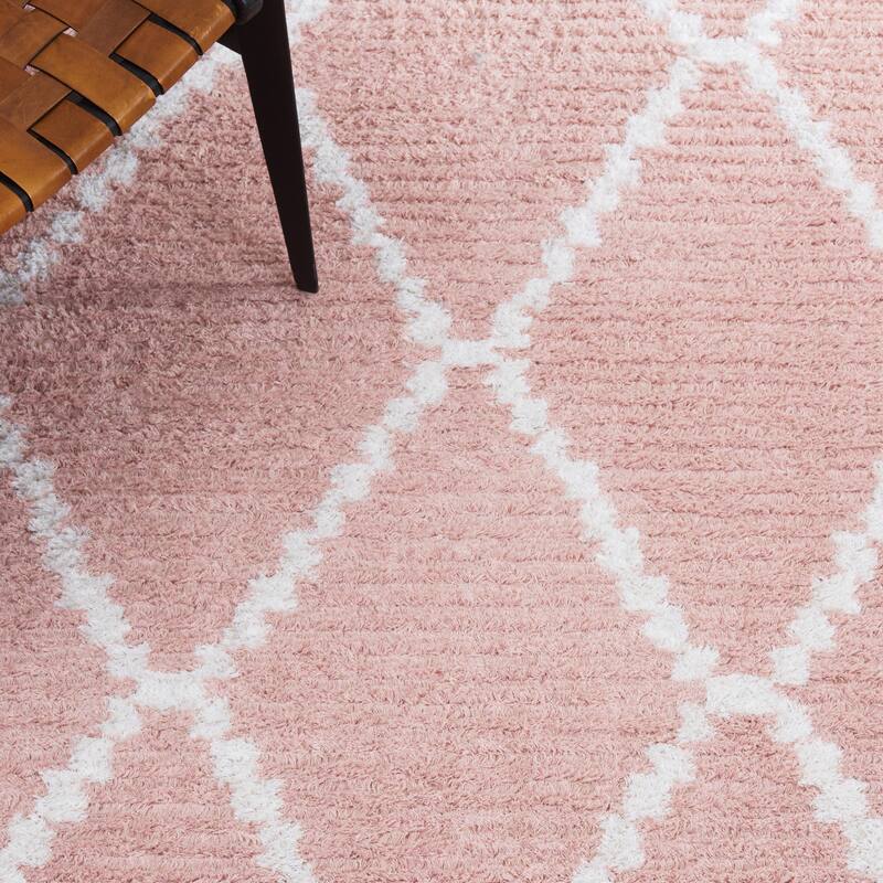 SAFAVIEH Augustine Myoung Trellis Fringe Rug