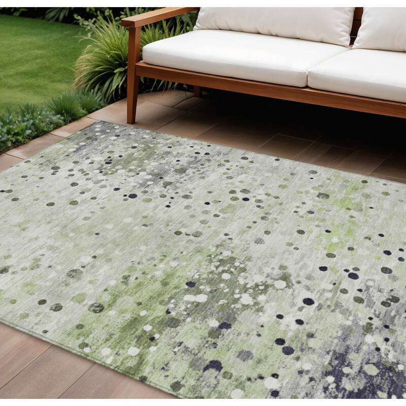HomeRoots Abstract Transitional Rectangle Outdoor Rug - 8' X 10'