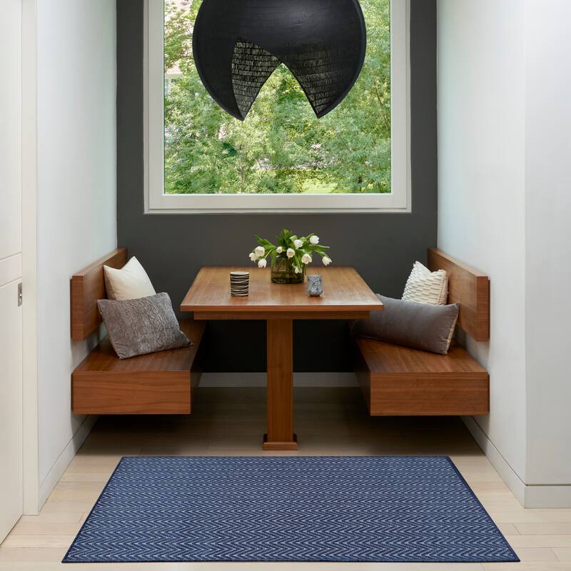 Nourison Horizon Indoor/Outdoor Chevron Area Rug