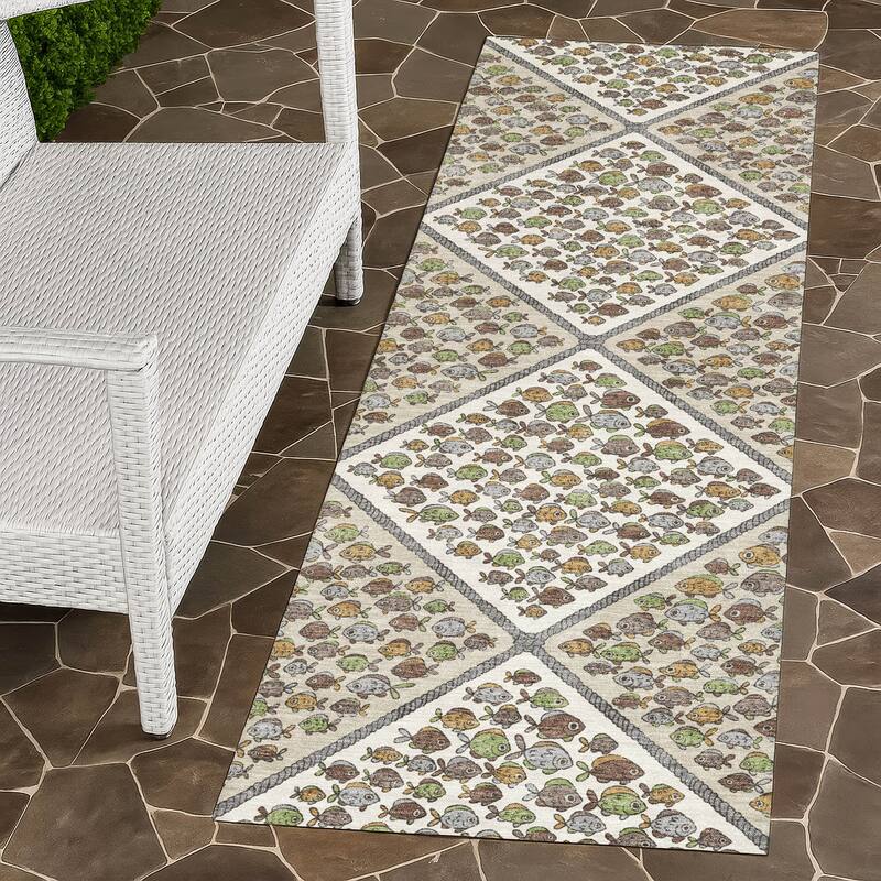 Machine Washable Indoor/ Outdoor Diamond Fish Chantille Rug - Ivory - 2'3" x 7'6"