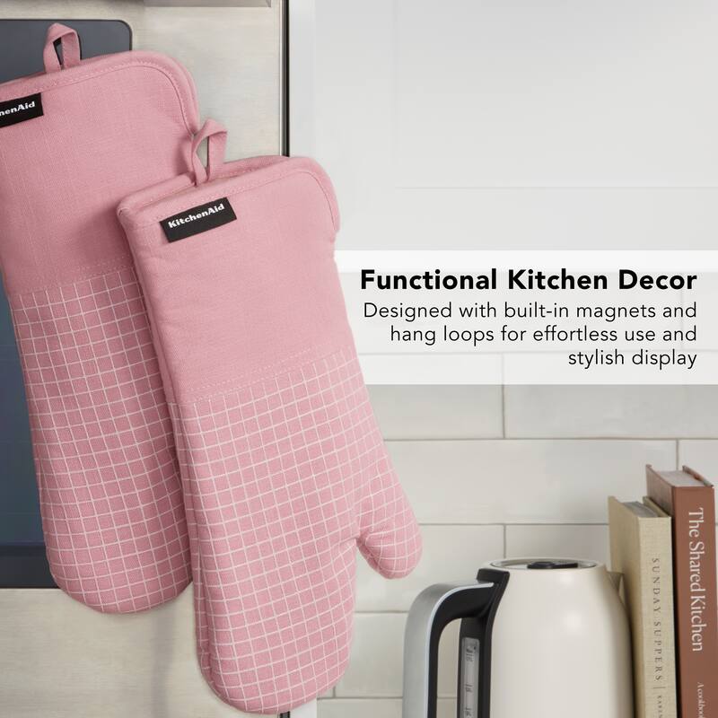 KITCHENAID Gourmet Series Gridlines Oven Mitts 2-Pack Set, Heat Resistant up to 600°F, Soft Silicone Grip, Magnetic Cuff