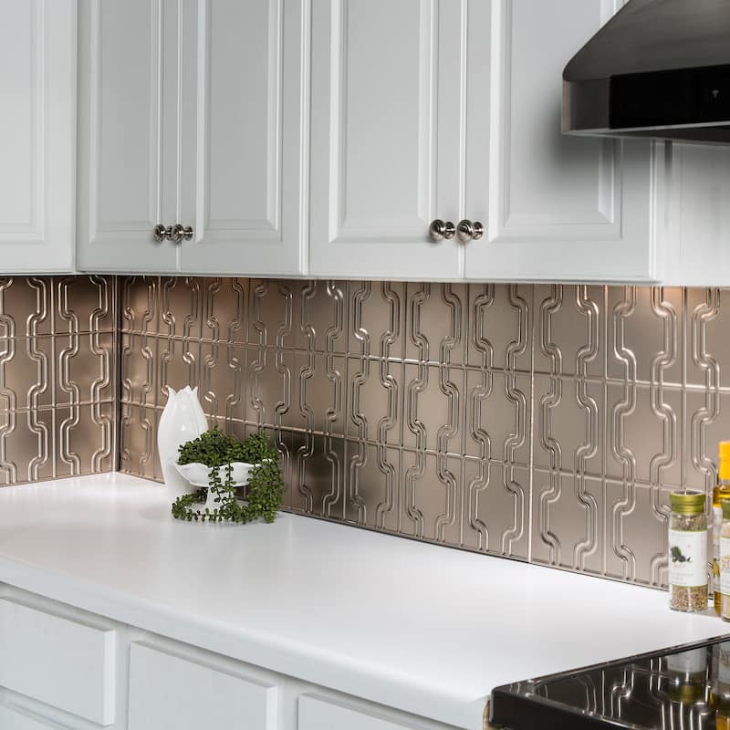 FASÄDE Chain Decorative Vinyl Backsplash Panel