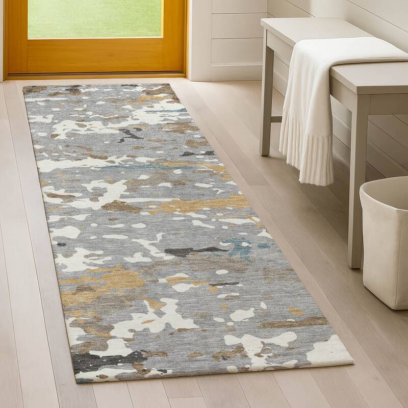 Machine Washable Indoor/ Outdoor Modern Calhan Chantille Rug