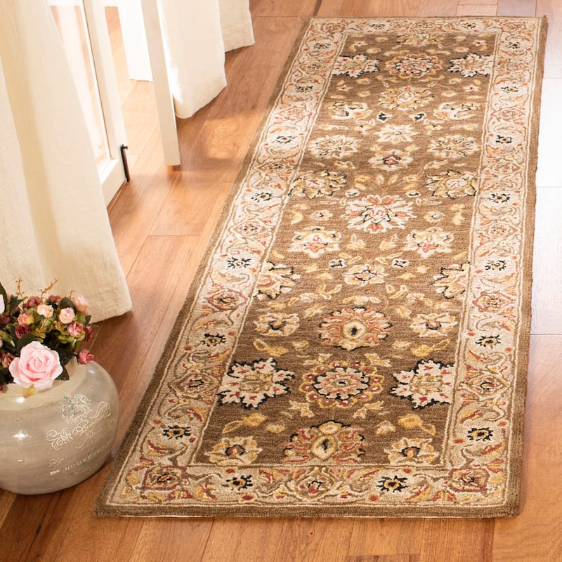 SAFAVIEH, Handmade Chelsea Maialen French Country Wool Rug - 2'6" x 10' Runner - Brown/Ivory