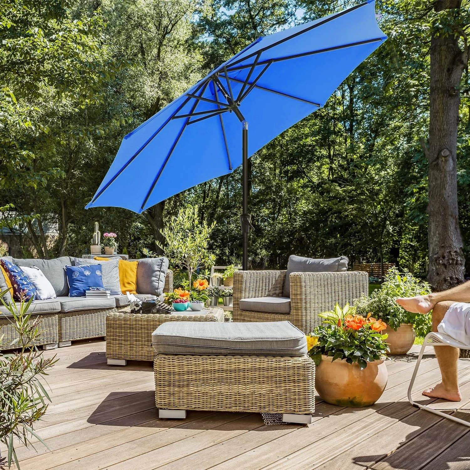 blue tilt patio umbrella Safavieh Athens Inside Out Striped 9Ft Crank Outdoor Auto powered by the solar panel on top of the umbrella Better Homes & Gardens Outdoor