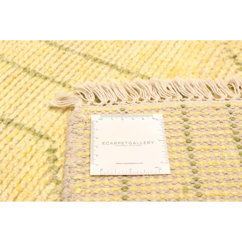 ECARPETGALLERY Hand-knotted Tangier Gold Wool Rug - 5'0 x 7'11