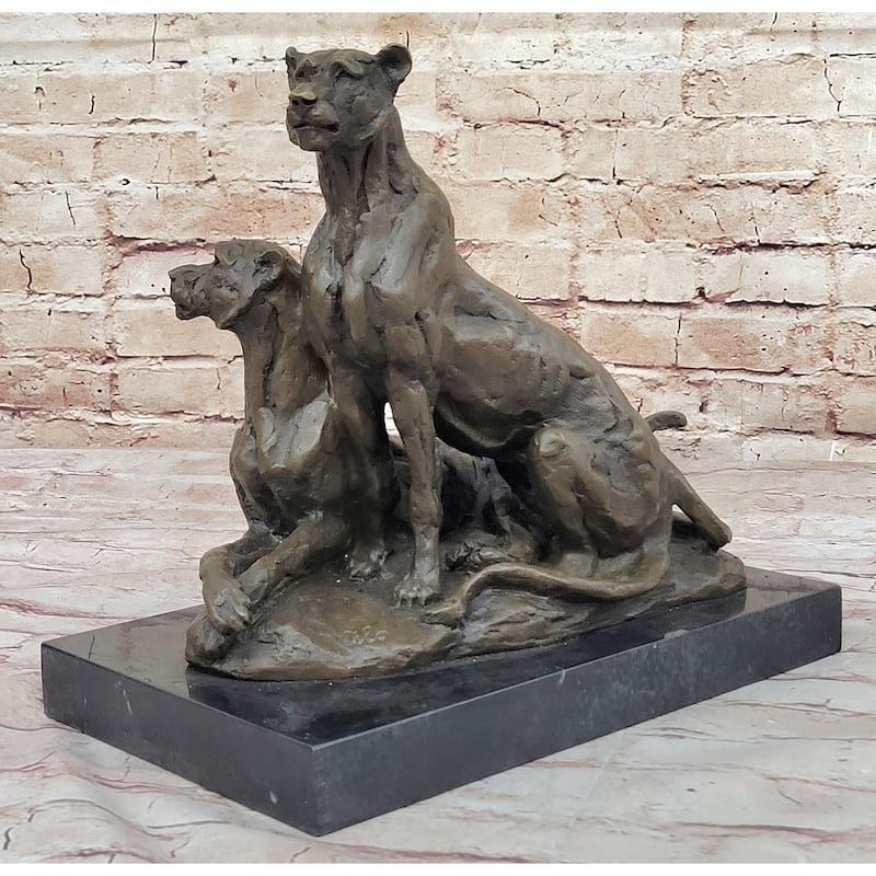 Impressionist Bronze Art Sculpture Of A Pair Of Female Lions Lionesses On Marble Base