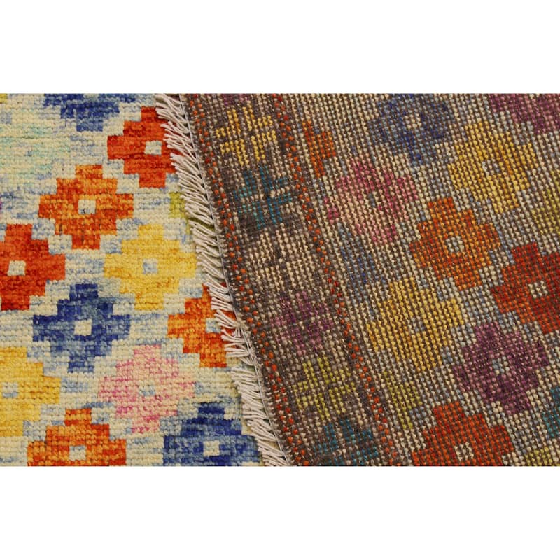 Boho Chic Balochi Day Blue/Gray Hand Knotted Wool Rug - 5'11'' x 7'10''