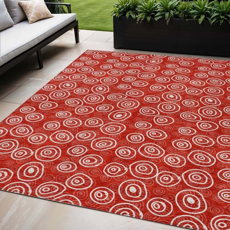 HomeRoots Geometric Transitional Rectangle Outdoor Rug - 5' X 8'