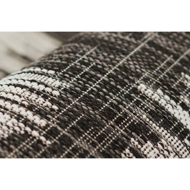 Novogratz by Momeni Villa Turin Indoor Outdoor Rug
