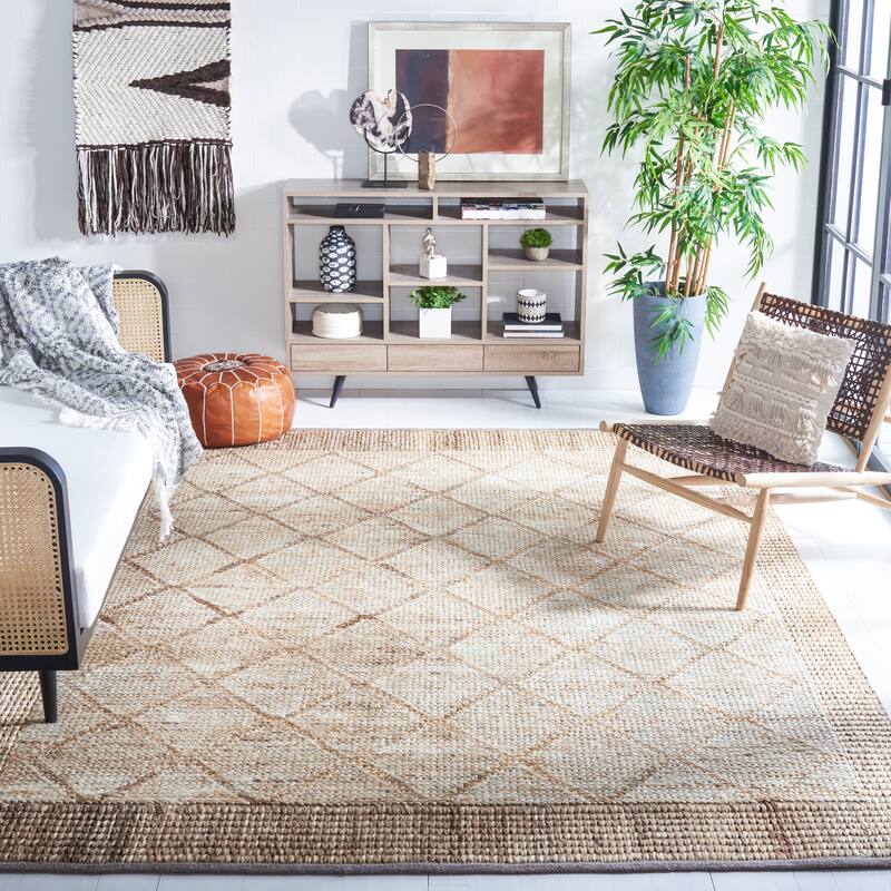 SAFAVIEH Handmade Kilim Lupita Moroccan Rug - 9' x 12' - Natural/Beige