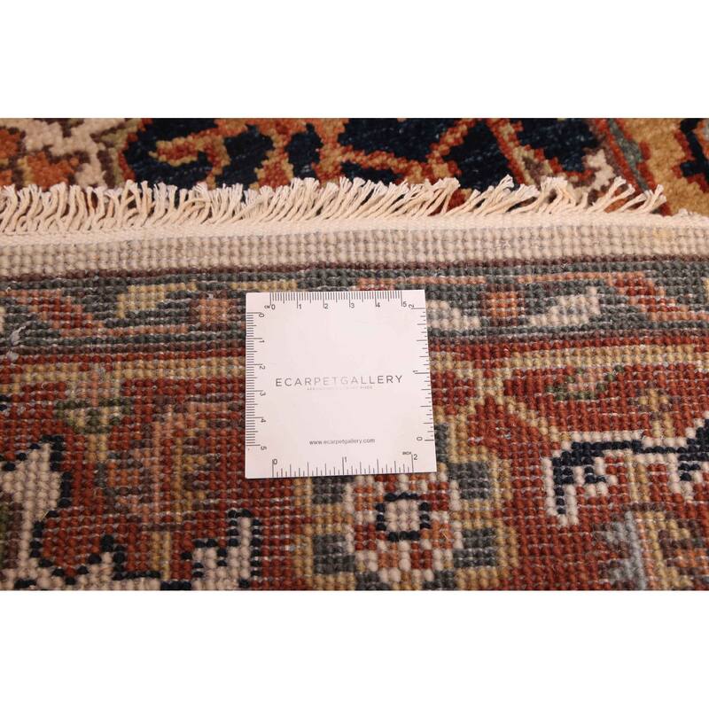 ECARPETGALLERY Hand-knotted Jules Sultane Ivory Wool Rug - 4'0 x 5'11