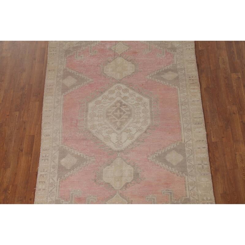 Pink Viss Persian Vintage Area Rug Handmade Wool Carpet - 4'8" x 7'4"