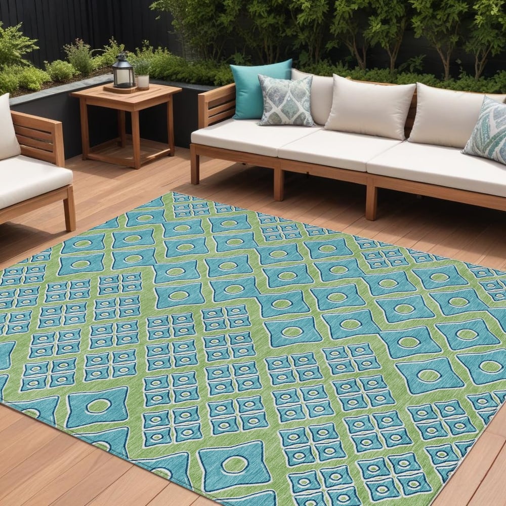 HomeRoots Geometric Transitional Rectangle Outdoor Rug