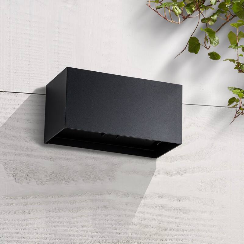 C Cattleya Matte Black Aluminum Rectangular LED Outdoor Wall Sconce