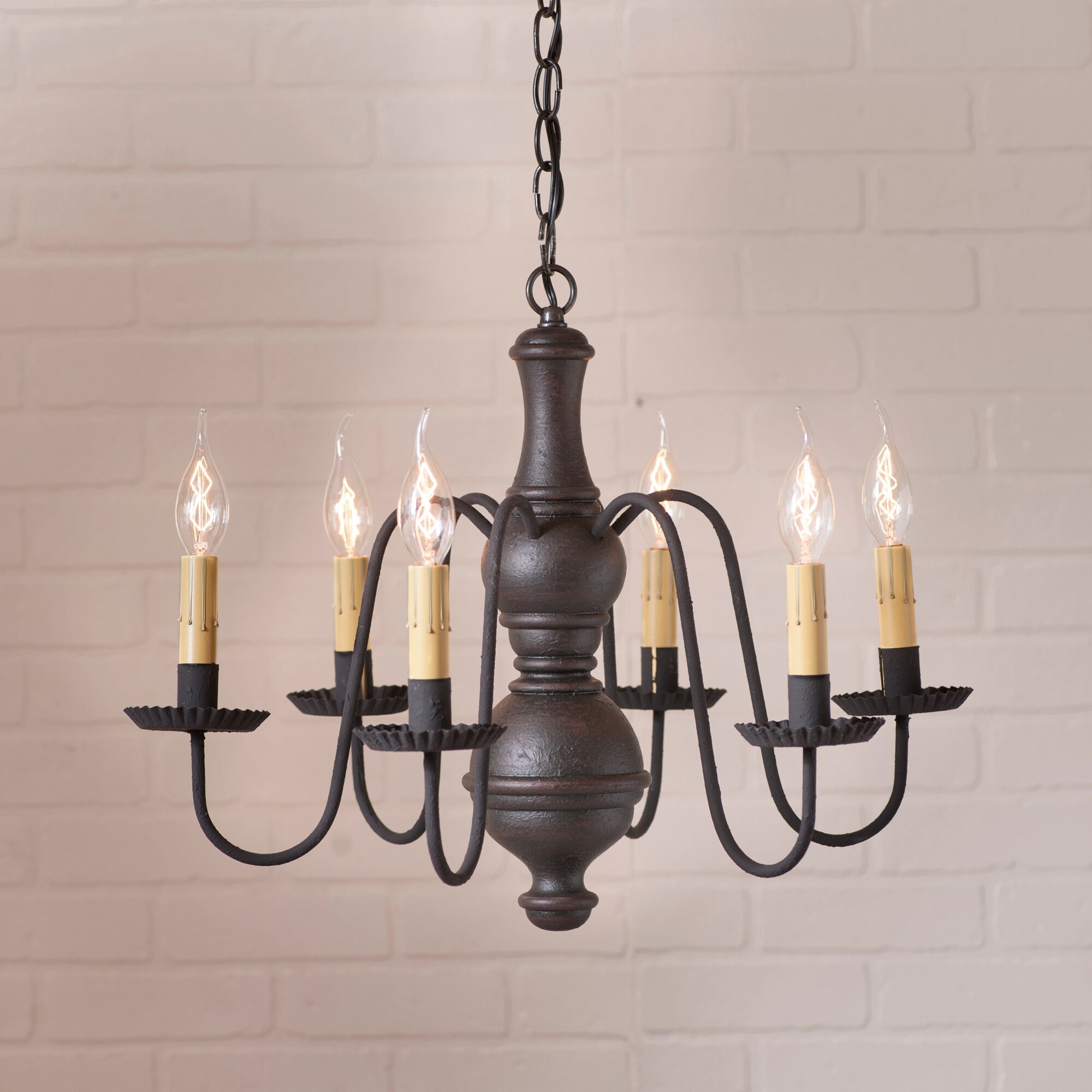 Irvin's Country Tinware Medium Chesterfield Chandelier in Americana Black - 16.5 X 21.5 X 21.5 inches - Chandeliers For Bedrooms by Overstock.com