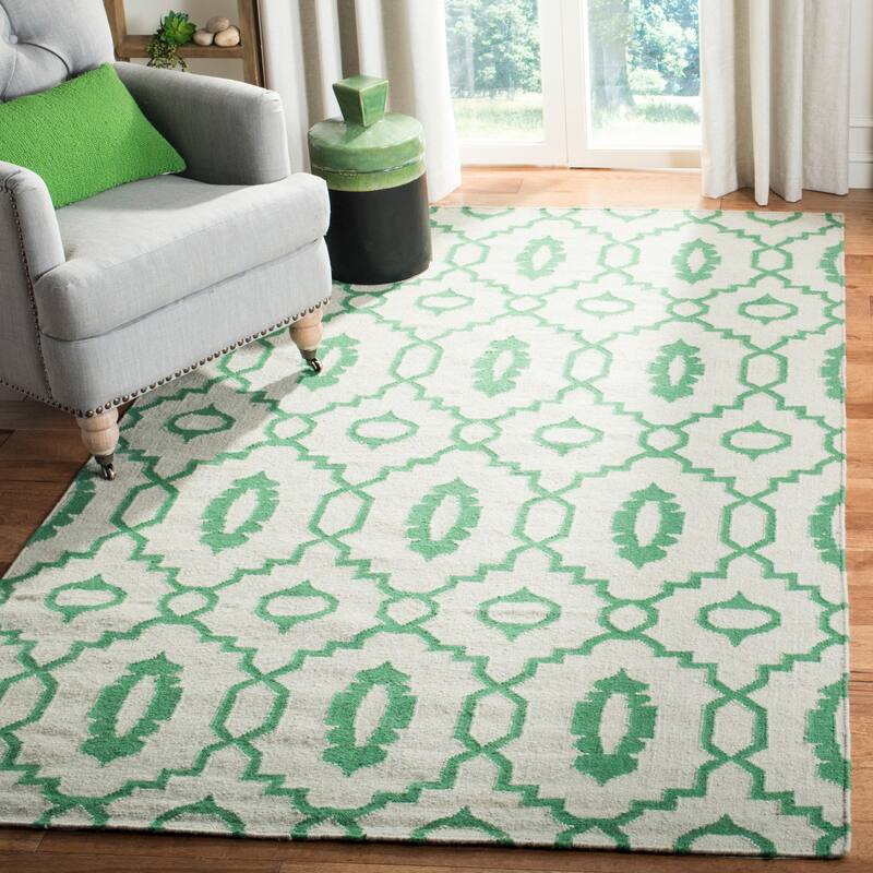 SAFAVIEH Handmade Flatweave Dhurries Massoumeh Modern Wool Rug