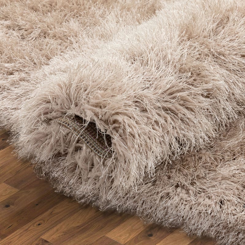 Well Woven Kuki Chie Glam Solid Shag Area Rug