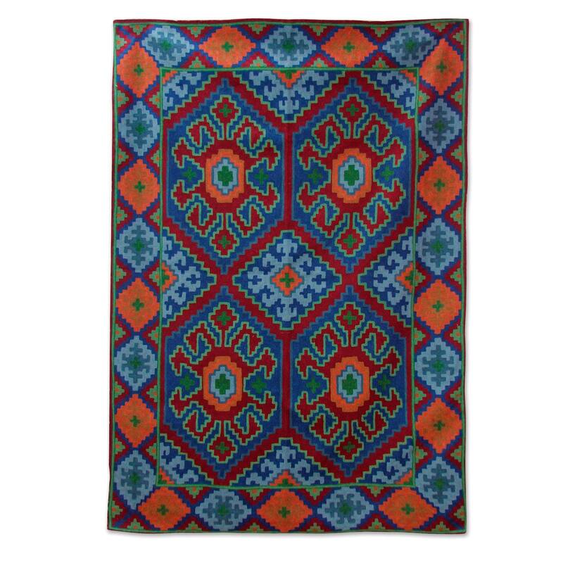 Handmade Four Red Suns Chain stitched wool rug (India ) - Big