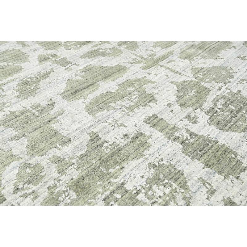 Hand Knotted Gray,Wool/Bamboo Silk Transitional Oriental Area Rug