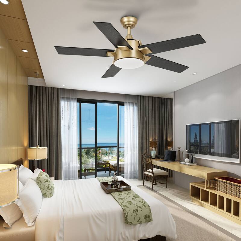 Moasis 52 inch 3-Color LED Ceiling Fan Light with 5 Wooden Blades and Remote - 52"