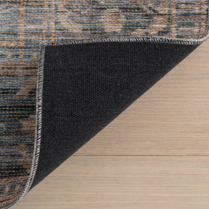 Nuloom Nysera Traditional Bordered Area Rug