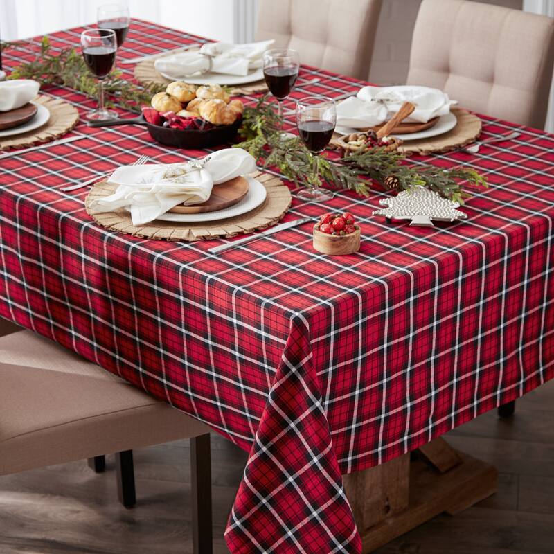 Glad Tidings Plaid Tablecloth 70 Round