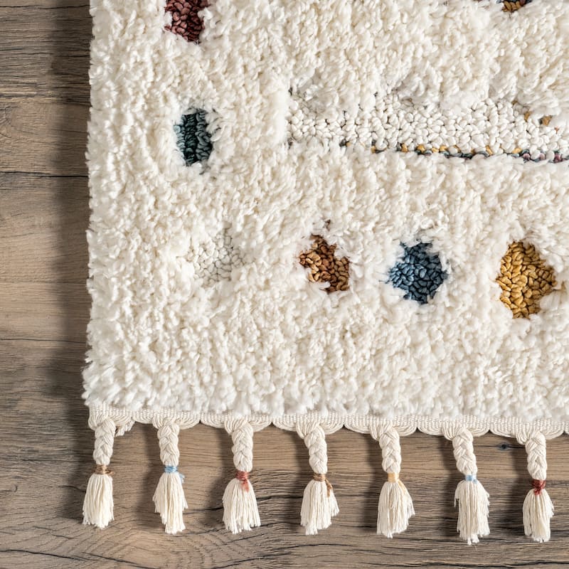 Nuloom Natalia Southwestern Shag Tassel Area Rug