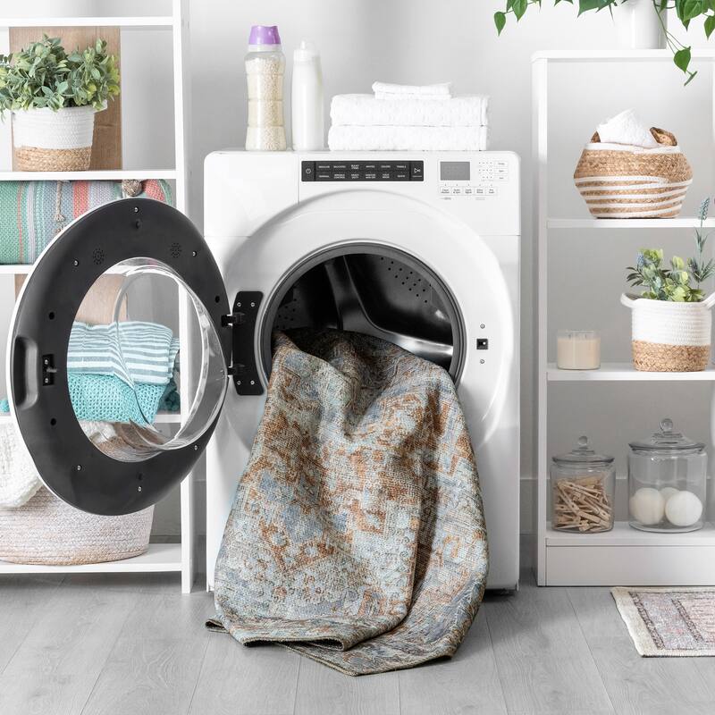 Park Avenue Traditional Medallion Indoor Machine Washable Area Rug