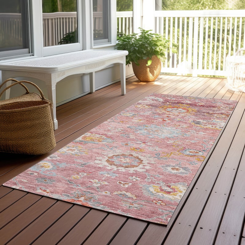 Machine Washable Indoor/ Outdoor Vintage Traditional Chantille Rug