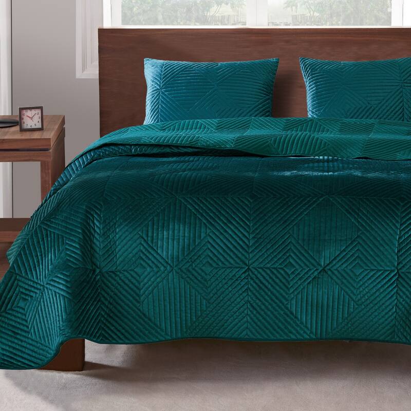 Ahab 36 x 20 King Pillow Sham, Polyester Filling, Motif, Teal Dutch