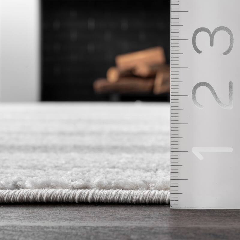 Nuloom Tristan Contemporary Waves Area Rug