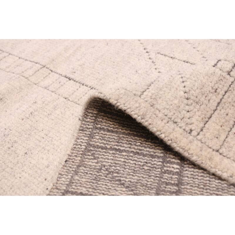 ECARPETGALLERY Hand-knotted Tangier Light Grey Wool Rug - 5'1 x 7'11